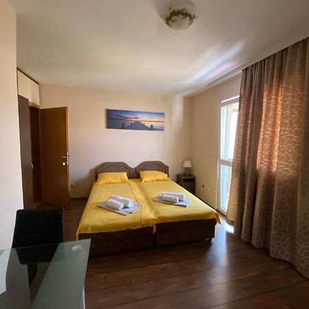 Apartments And Rooms Grande Casa Bar Ngoại thất bức ảnh